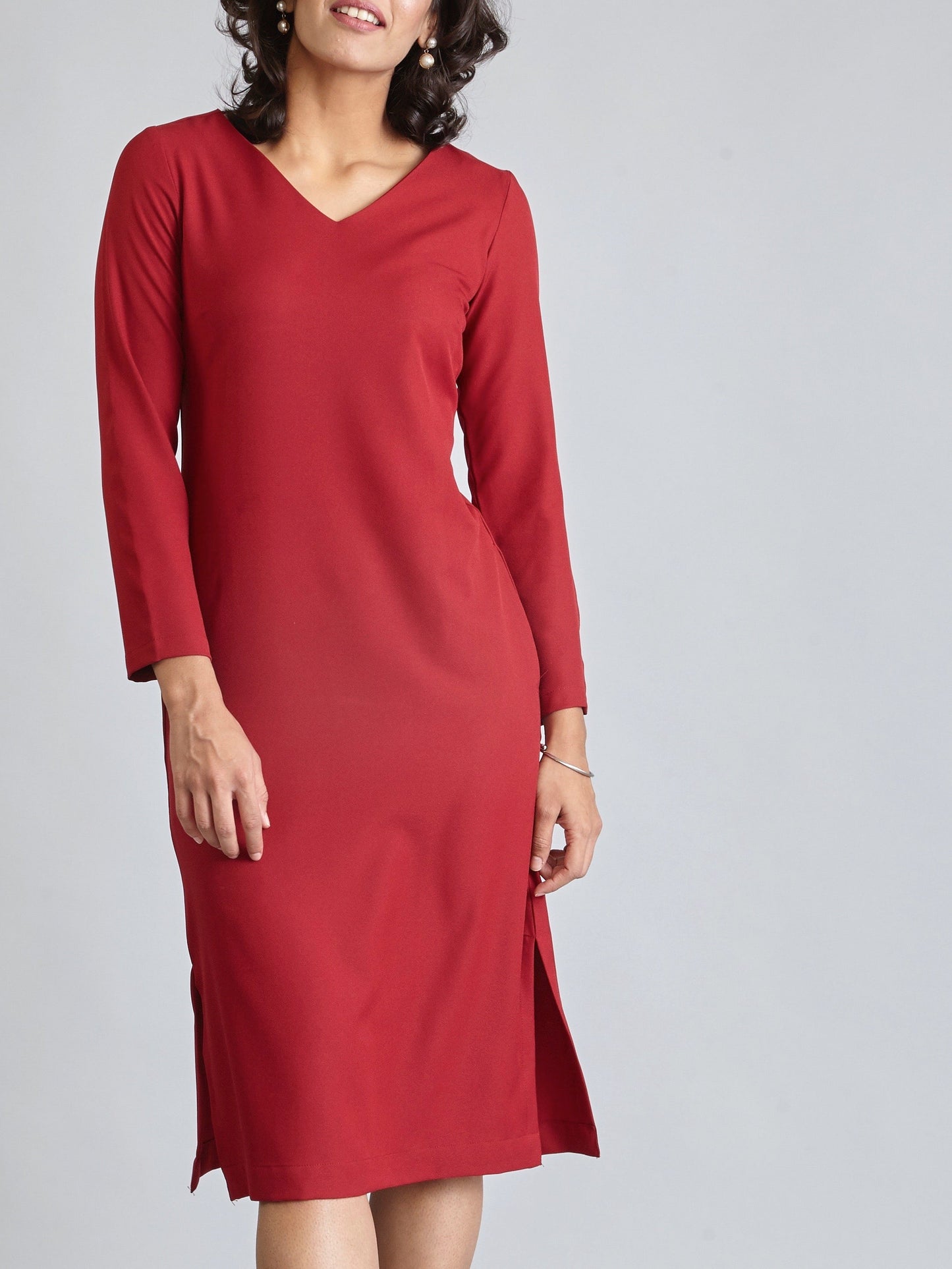 V Neck Full Sleeve Midi Dress - Carmine Red