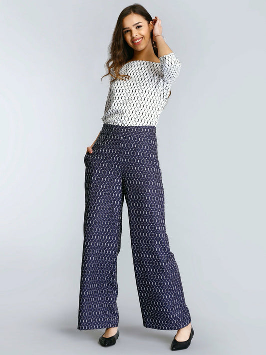 Geometric Print Wide Leg Pants - Black and White