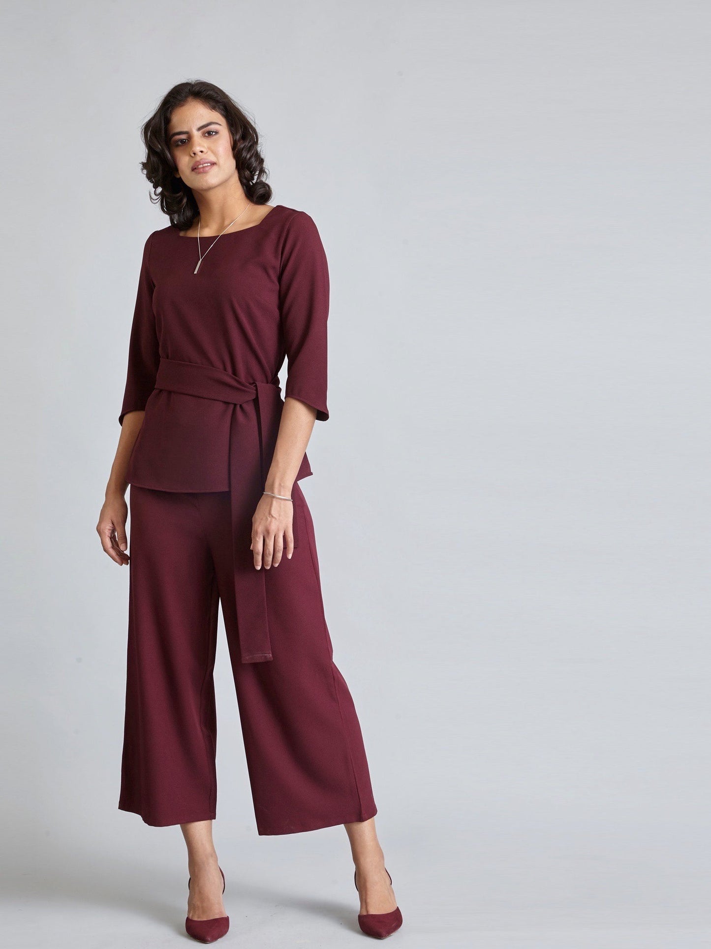 Wide Neck Quarter Sleeve Top - Maroon